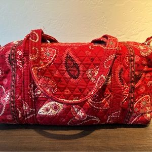 Small Very Bradley Duffle/tote - Mesa Red